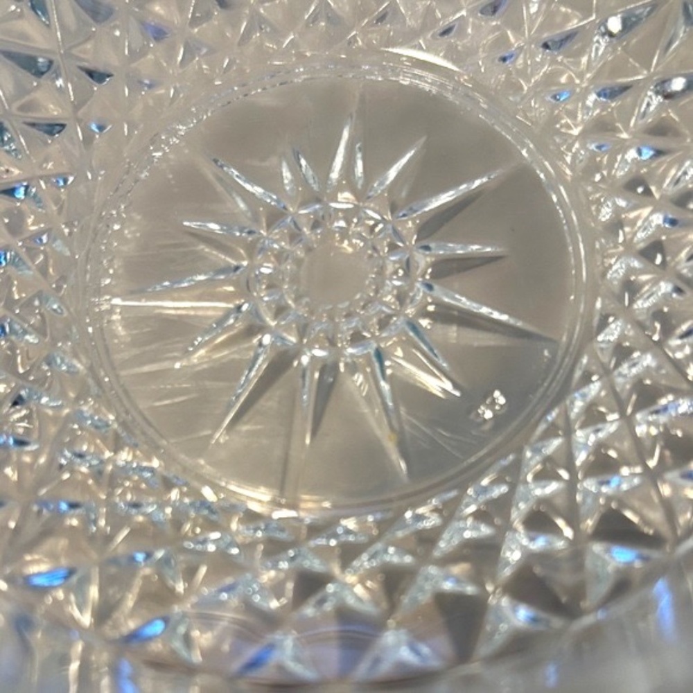 Set of Six Vintage Clear Glass Dessert Bowls - Picture 4 of 16